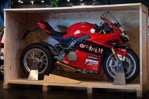 Ducati - Panigale V4S Replica Bautista