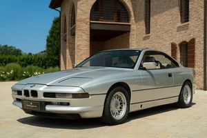 BMW - Modello BMW 850i