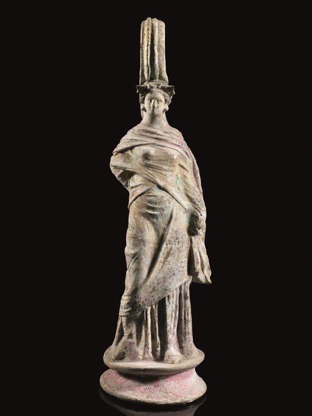 STATUETTA ABBIGLIATA  - Asta ARCHEOLOGIA - Associazione Nazionale - Case d'Asta italiane