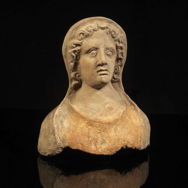 GRANDE BUSTO VOTIVO  - Asta ARCHEOLOGIA - Associazione Nazionale - Case d'Asta italiane