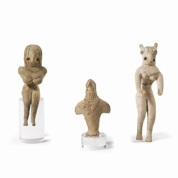 GRUPPO DI STATUINE  - Asta ARCHEOLOGIA - Associazione Nazionale - Case d'Asta italiane