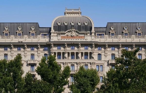 Hotel Gallia - Milano  - Asta PANDOLFINI PER AMICI DI URI - ASTA BENEFICA PER SOSTENERE LA RICERCA SCIENTIFICA UROLOGICA - Associazione Nazionale - Case d'Asta italiane