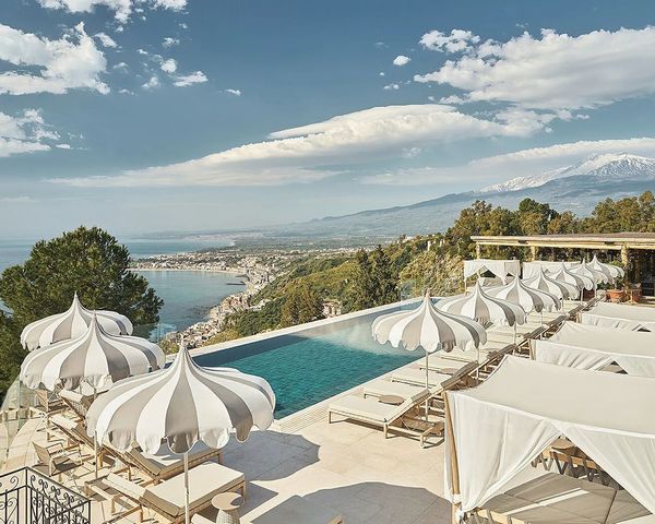 San Domenico Palace, Four Seasons - Taormina (ME)  - Asta PANDOLFINI PER AMICI DI URI - ASTA BENEFICA PER SOSTENERE LA RICERCA SCIENTIFICA UROLOGICA - Associazione Nazionale - Case d'Asta italiane