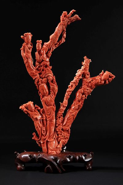 ☼Grande scultura in corallo rosso  - Asta Arte Orientale  - Associazione Nazionale - Case d'Asta italiane