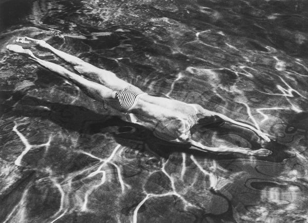 André Kertèsz : Underwater Swimmer, Hungary  - Asta Fotografia: Unveiled Beauty - Associazione Nazionale - Case d'Asta italiane