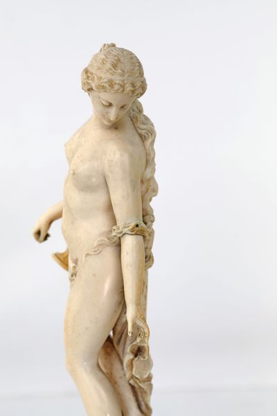 Due sculture in avorio, Inghilterra, XIX secolo  - Asta Antiquariato - Mobili, Sculture e Oggetti d'Arte - Associazione Nazionale - Case d'Asta italiane