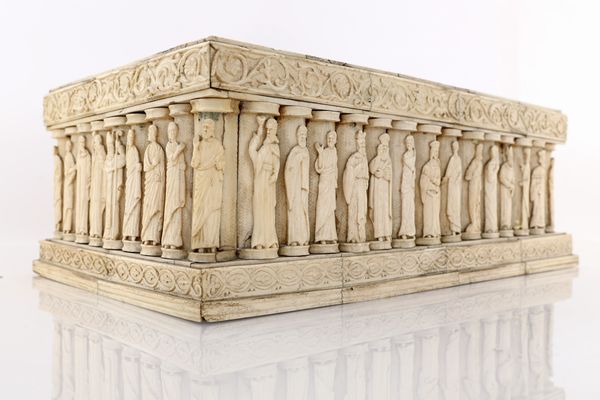 Cassetta nuziale in osso, ambito Andrea Onufrio, fine del XIX secolo  - Asta Antiquariato - Mobili, Sculture e Oggetti d'Arte - Associazione Nazionale - Case d'Asta italiane