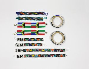 Esther MAHLANGU - Lotto unico composto da n.10 bracciali