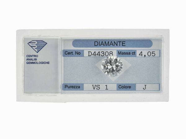 Diamante taglio rotondo a brillante di ct 4.05, colore J, caratteristiche interne VS1, fluorescenza UV debole  - Asta Fine Jewels - Associazione Nazionale - Case d'Asta italiane