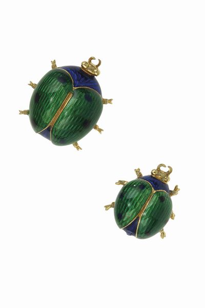 Lunati. Coppia di spille coccinella con smalti policromi  - Asta Fine Jewels - Associazione Nazionale - Case d'Asta italiane