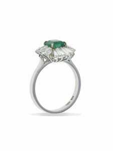 Anello con smeraldo e diamanti  - Asta Fine Jewels - Associazione Nazionale - Case d'Asta italiane