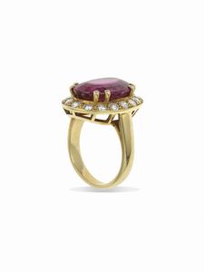 Anello con grande rubellite e diamanti a contorno  - Asta Fine Jewels - Associazione Nazionale - Case d'Asta italiane