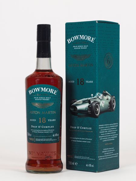 Scozia : Bowmore Aston Martin 18y serie 6 1LT  - Asta Vini e Distillati - Associazione Nazionale - Case d'Asta italiane