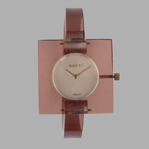 GUCCI : Gucci, orologio di design anni '70 con bracciale rigido, 35x35 mm  - Asta Orologi da Polso - Associazione Nazionale - Case d'Asta italiane