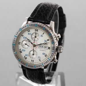 LONGINES : Longines Lindbergh Hour Angle in acciaio con quadrante bianco e numeri romani, datario e tre contatori verticali, movimento automatico, cinturino in pelle, 39 mm  - Asta Orologi da Polso - Associazione Nazionale - Case d'Asta italiane