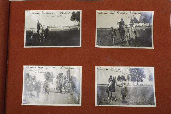 Due album contenenti fotografie e ritagli di giornali relativi a concorsi Ippici  - Asta Libri Antichi - Associazione Nazionale - Case d'Asta italiane