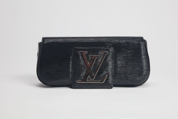 Louis Vuitton : Pochette  - Asta Luxury Fashion - Associazione Nazionale - Case d'Asta italiane