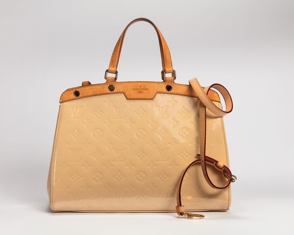 Louis Vuitton : Borsa Brea MM  - Asta Luxury Fashion - Associazione Nazionale - Case d'Asta italiane