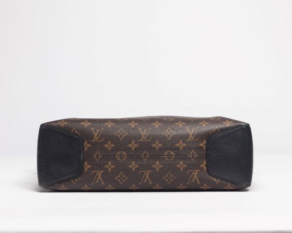 Louis Vuitton : Macassar Torres  - Asta Luxury Fashion - Associazione Nazionale - Case d'Asta italiane