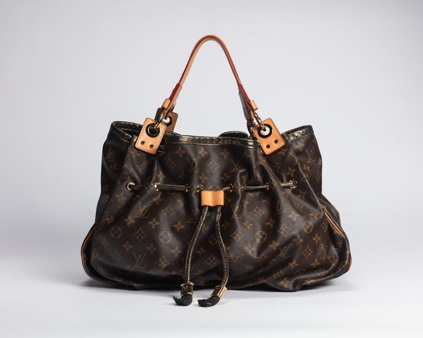 Louis Vuitton : Borsa Irene  - Asta Luxury Fashion - Associazione Nazionale - Case d'Asta italiane