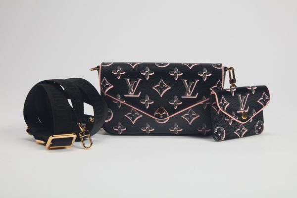 Louis Vuitton : Borsa Felicie Strap & Go  - Asta Luxury Fashion - Associazione Nazionale - Case d'Asta italiane