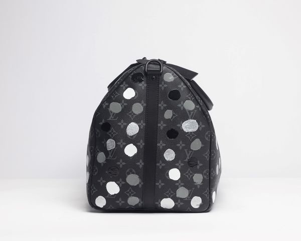 Louis Vuitton : Keepall Bandoulire 55 X Yayoi Kusama  - Asta Luxury Fashion - Associazione Nazionale - Case d'Asta italiane