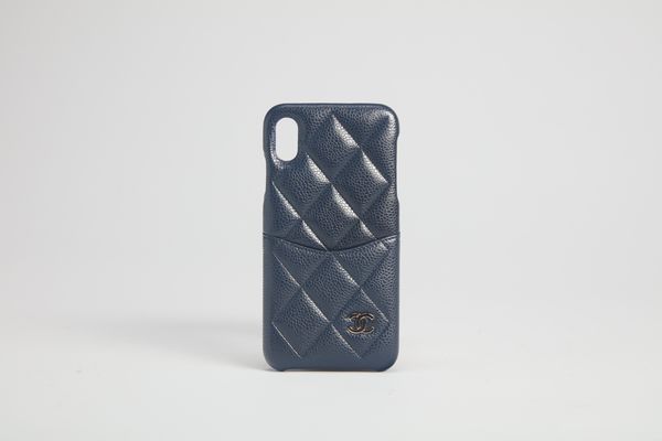 CHANEL : Cover per cellulare Iphone  - Asta Luxury Fashion - Associazione Nazionale - Case d'Asta italiane