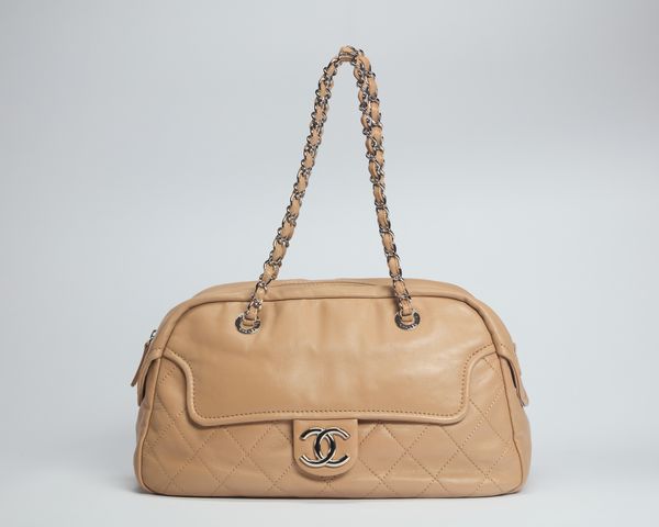 CHANEL : Borsa  - Asta Luxury Fashion - Associazione Nazionale - Case d'Asta italiane