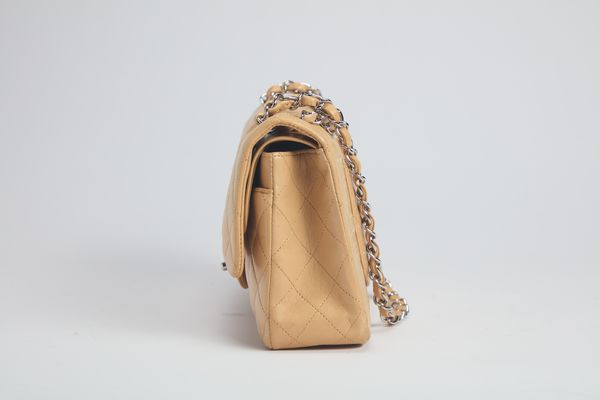 CHANEL : Borsa  - Asta Luxury Fashion - Associazione Nazionale - Case d'Asta italiane