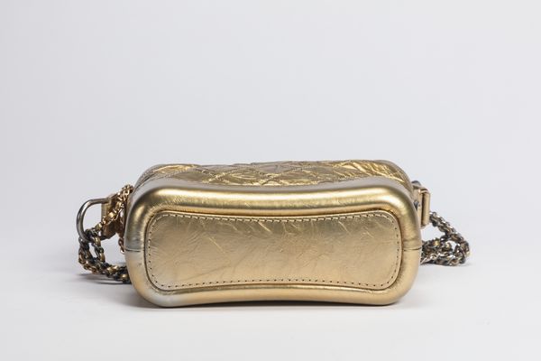 CHANEL : Borsa Gabrielle Hobo  - Asta Luxury Fashion - Associazione Nazionale - Case d'Asta italiane