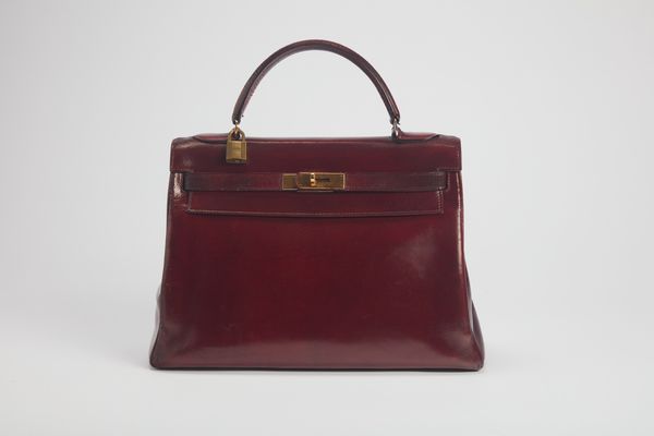 Hermès : Borsa Kelly Retourne 32 cm  - Asta Luxury Fashion - Associazione Nazionale - Case d'Asta italiane