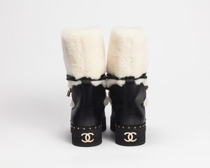 CHANEL - Stivaletto