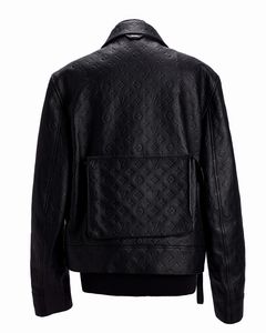 Louis Vuitton : Monogram Utility Jacket  - Asta Luxury Fashion - Associazione Nazionale - Case d'Asta italiane