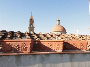 Assortimento di vasi a cassetta in terracotta  - Asta La Casa del Maestro Pietro Annigoni e di Rosa Segreto - Associazione Nazionale - Case d'Asta italiane