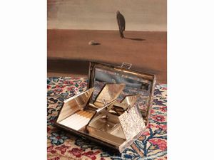 Trousse da borsetta in argento sterling 925  - Asta La Casa del Maestro Pietro Annigoni e di Rosa Segreto - Associazione Nazionale - Case d'Asta italiane