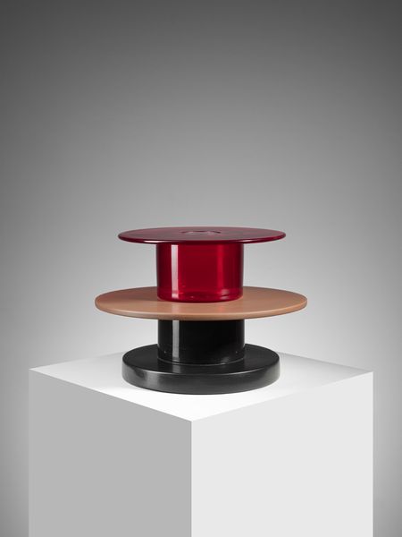 SOTTSASS ETTORE (1917 - 2007) : Pettirosso Vaso-scultura dalla serie Short Stories  - Asta Asta 485 | DESIGN E ARTI DECORATIVE DEL NOVECENTO Tradizionale - Associazione Nazionale - Case d'Asta italiane