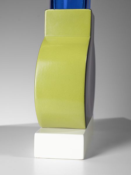 SOTTSASS ETTORE (1917 - 2007) : Grifone Vaso-scultura dalla serie Short Stories  - Asta Asta 485 | DESIGN E ARTI DECORATIVE DEL NOVECENTO Tradizionale - Associazione Nazionale - Case d'Asta italiane