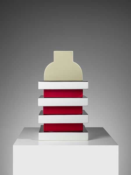 SOTTSASS ETTORE (1917 - 2007) : Civetta Vaso-scultura dalla serie Short Stories  - Asta Asta 485 | DESIGN E ARTI DECORATIVE DEL NOVECENTO Tradizionale - Associazione Nazionale - Case d'Asta italiane