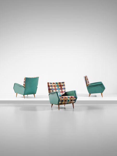 PONTI GIO (1891 - 1979) : Tre poltrone mod. 803 per Cassina, Meda  - Asta Asta 485 | DESIGN E ARTI DECORATIVE DEL NOVECENTO Tradizionale - Associazione Nazionale - Case d'Asta italiane