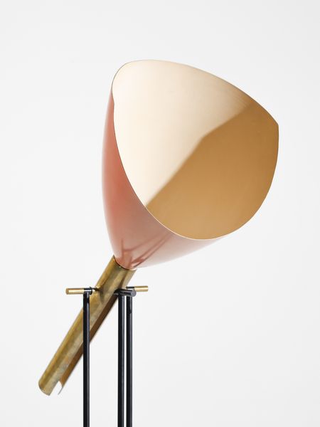 LELII ANGELO (1911 - 1979) : Lampada da terra a riflettore orientabile mod. 12627 Televisione per Arredoluce, Monza  - Asta Asta 485 | DESIGN E ARTI DECORATIVE DEL NOVECENTO Tradizionale - Associazione Nazionale - Case d'Asta italiane