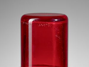 SOTTSASS ETTORE (1917 - 2007) : Pettirosso Vaso-scultura dalla serie Short Stories  - Asta Asta 485 | DESIGN E ARTI DECORATIVE DEL NOVECENTO Tradizionale - Associazione Nazionale - Case d'Asta italiane