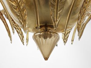 VENINI : Monumentale lampada a sospensione a sedici luci, Murano  - Asta Asta 485 | DESIGN E ARTI DECORATIVE DEL NOVECENTO Tradizionale - Associazione Nazionale - Case d'Asta italiane