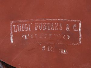 CHIESA PIETRO (1892 - 1948) : Tavolo da salotto per Luigi Fontana & Co., Torino  - Asta Asta 485 | DESIGN E ARTI DECORATIVE DEL NOVECENTO Tradizionale - Associazione Nazionale - Case d'Asta italiane