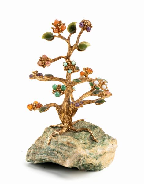 Alberello bonsai placcato oro con pietre  - Asta Gioielli e Argenti del XX secolo, con una selezione di Orologi da polso e Penne da collezione - Associazione Nazionale - Case d'Asta italiane