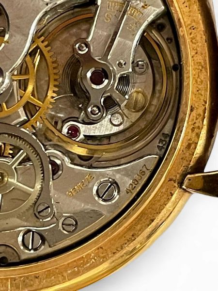 VACHERON CONSTANTIN : Chronograph: orologio da polso in oro  - Asta Gioielli e Argenti del XX secolo, con una selezione di Orologi da polso e Penne da collezione - Associazione Nazionale - Case d'Asta italiane