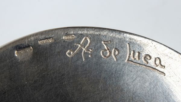 Vaso italiano in argento  - Asta Gioielli e Argenti del XX secolo, con una selezione di Orologi da polso e Penne da collezione - Associazione Nazionale - Case d'Asta italiane