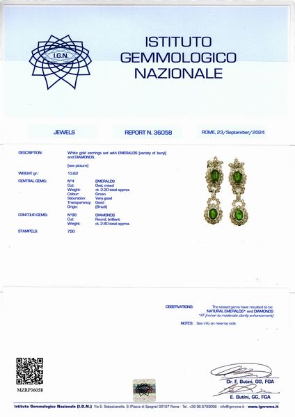 Paio di orecchini pendenti in oro con smeraldi e diamanti  - Asta Gioielli e Argenti del XX secolo, con una selezione di Orologi da polso e Penne da collezione - Associazione Nazionale - Case d'Asta italiane