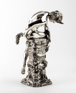 Marcello Mortet : Scultura italiana in argento raffigurante Narciso  - Asta Gioielli e Argenti del XX secolo, con una selezione di Orologi da polso e Penne da collezione - Associazione Nazionale - Case d'Asta italiane