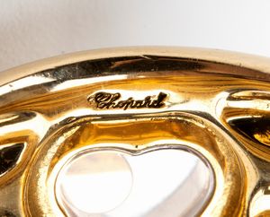 CHOPARD : Collezione Happy Diamond: anello in oro con diamante  - Asta Gioielli e Argenti del XX secolo, con una selezione di Orologi da polso e Penne da collezione - Associazione Nazionale - Case d'Asta italiane