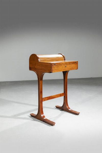 GIANFRANCO FRATTINI : Piccolo scrittoio  - Asta Design - Associazione Nazionale - Case d'Asta italiane